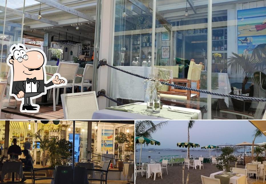 Siediti a un tavolo di Cap e Fierr - Ristorante - Bar - Spiaggia - Ischia