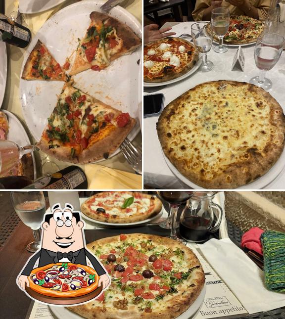 Scegli una pizza a La Trinacria
