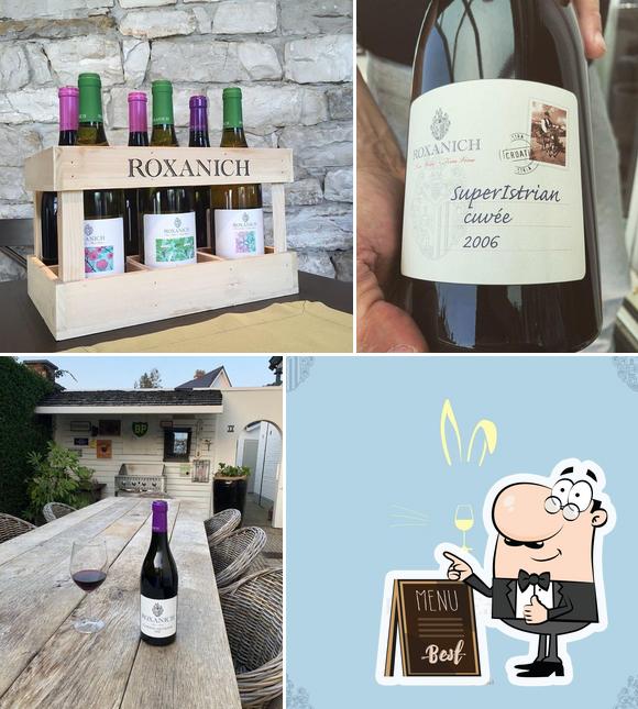 ROXANICH Winery and Design Hotel