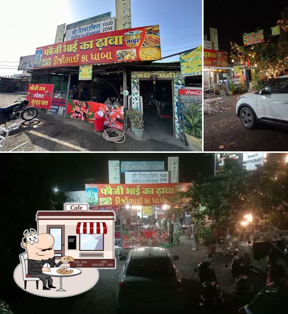 The exterior of Shree Shiv Shakti ( Fauji Bhai Ka Dhaba)