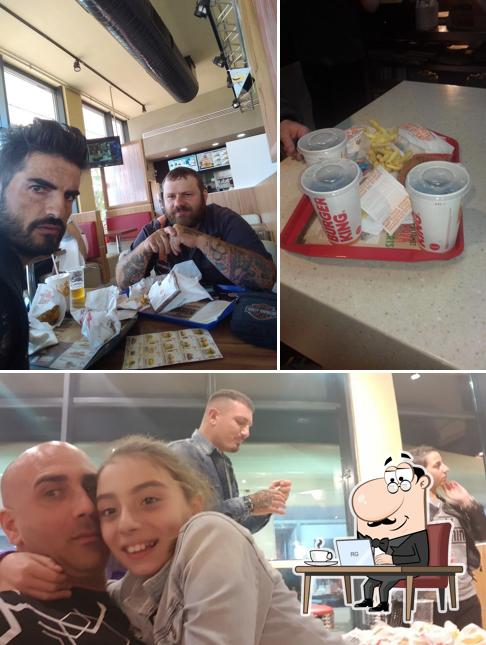 Tra le varie cose da Burger King si possono trovare la interni e bancone da bar