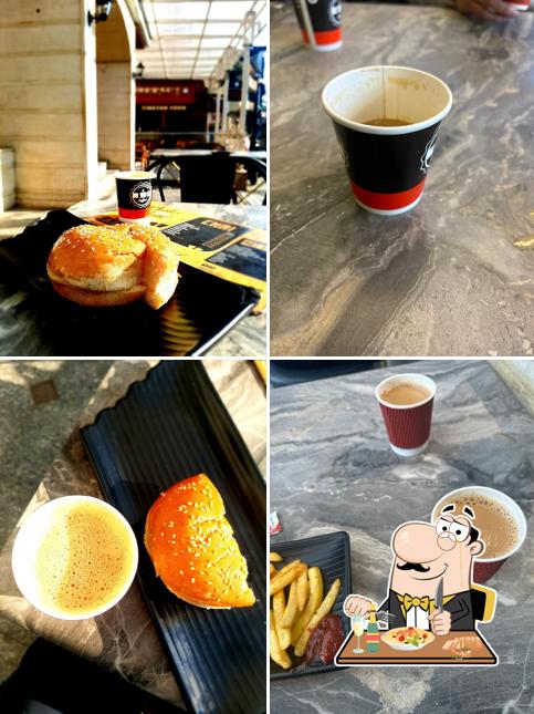 Food at Chai Sutta Bar