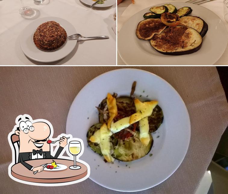 Platti al Agriturismo LE 5 PIETRE