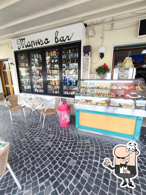 Gli interni di Manusa Piano Bar