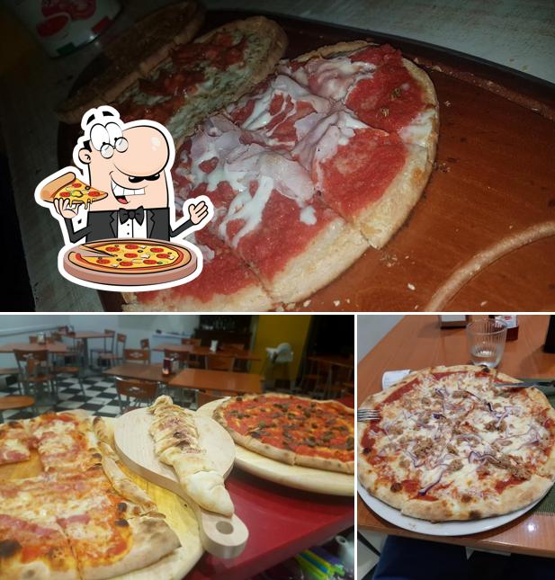 Prenditi una pizza a Bar Melody