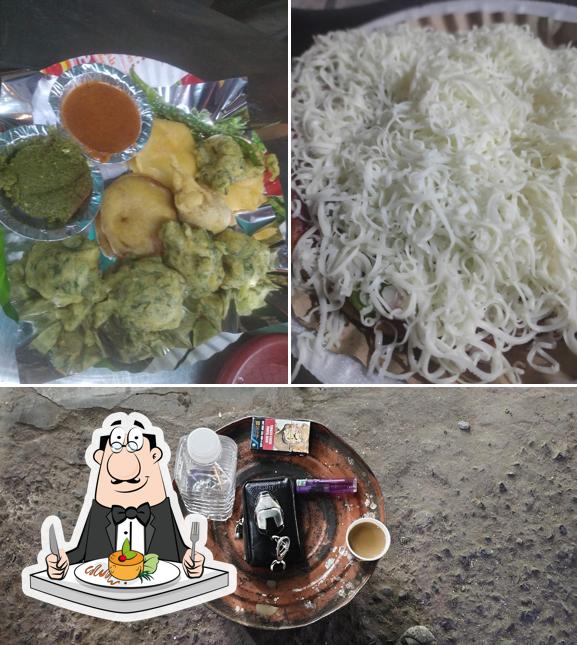 Food at Gatrad tea stall