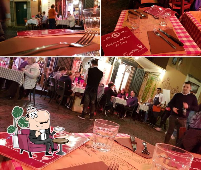 Siediti a un tavolo di Il Vicola Da Tony