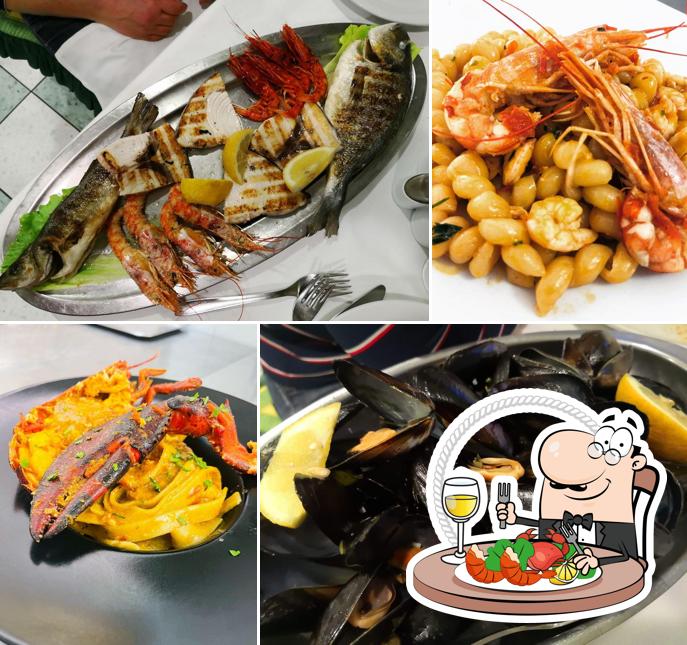 Prova la cucina di mare a Ristorante "La Barca" Sferracavallo