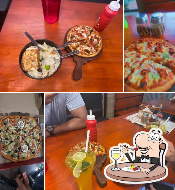 Looco's Pizza - Perinthalmanna