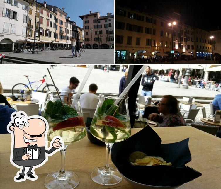Gli esterni di Bar San Giacomo