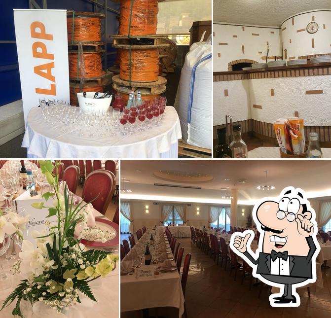 Siediti a un tavolo di Ristorante Full Shade Al Poly