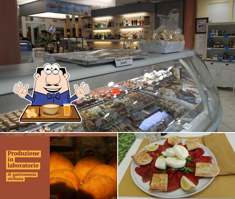 Cibo al Pasticceria Gelateria Eoliana