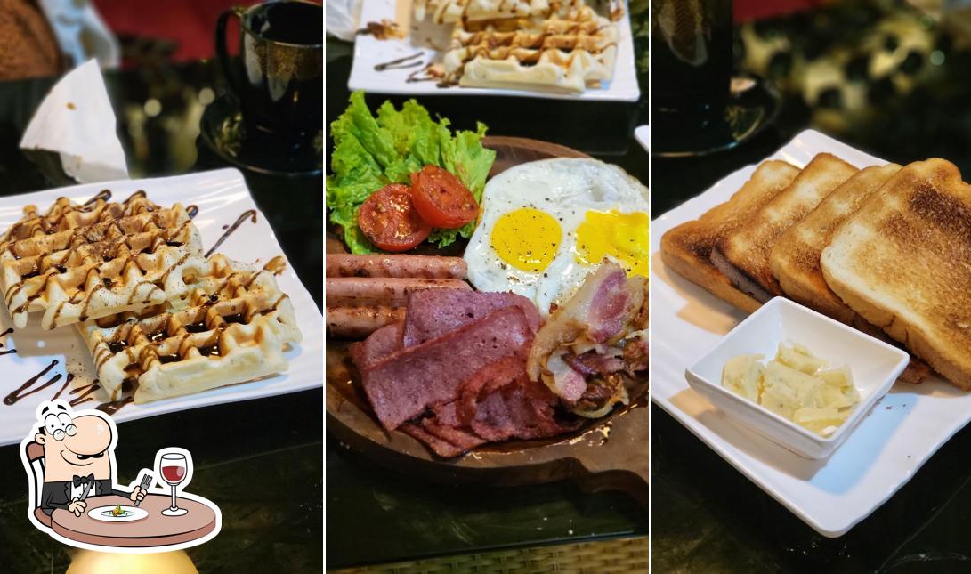 Meals at Cafe Miricano