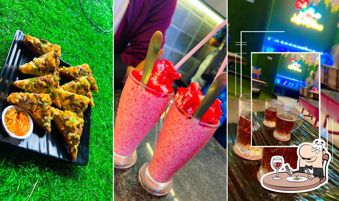 Food at Cafe love shove