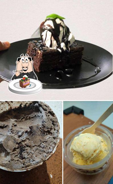 Chocolate cake at Shiv Icecream Parlour