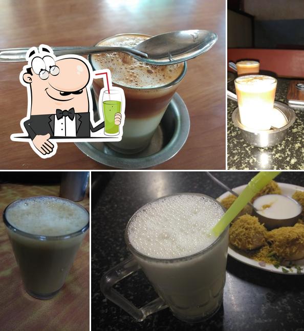 Durgaparameshwari Hotel Pushpavathi R