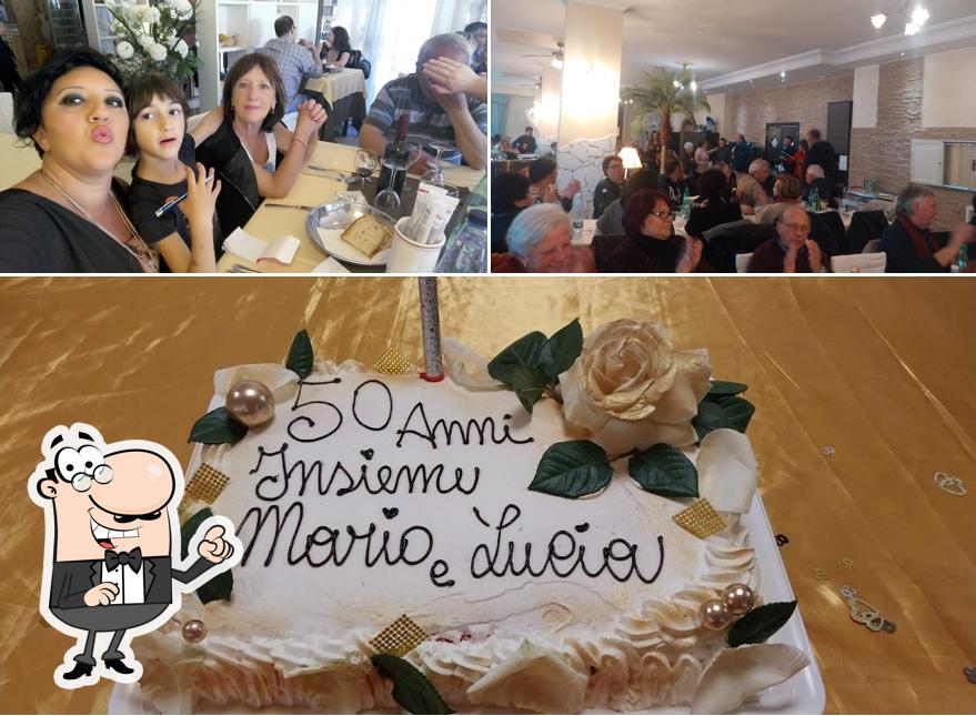 La interni e cibo del ristorante