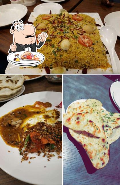 Pick pizza at Jaffer Bhai's Delhi Darbar