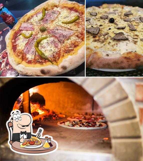 Scegli una pizza a Pizzeria Napoli Lekenik