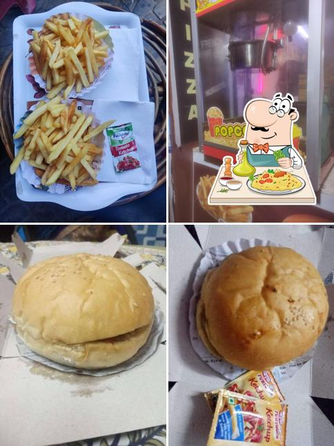 Food at NS Pizza Hub