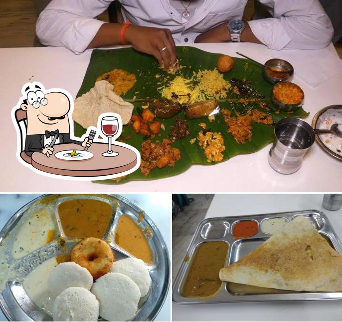 Food at TAMILNADU HOTEL (TIRUNELVELI)