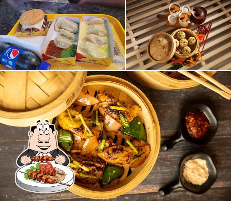 Food at Wow! Momo