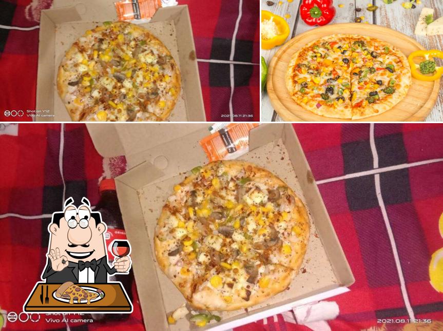 At Pizza hubb, you can order pizza