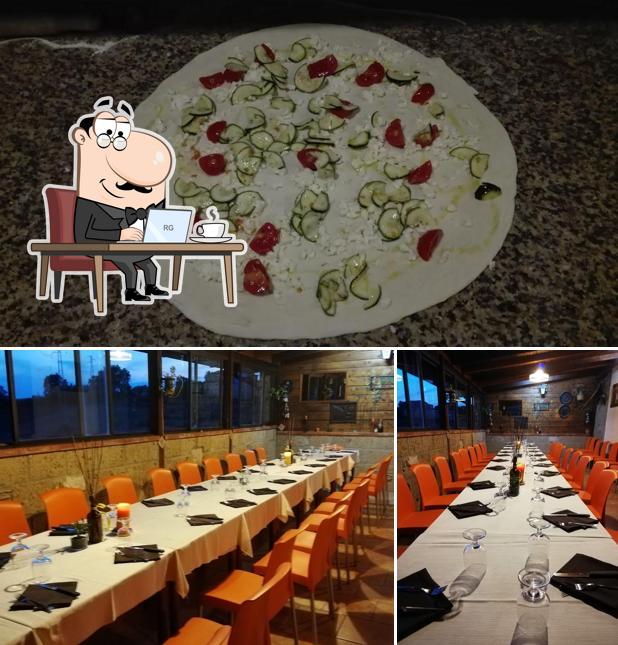 Da Nando si caratterizza per la interni e cibo