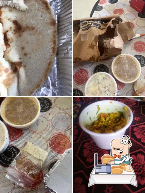 Garlic bread at Elina's Cafe and Restaurant