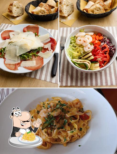 Spaghetti alla carbonara al Pizzeria ISIDORO dal 1987