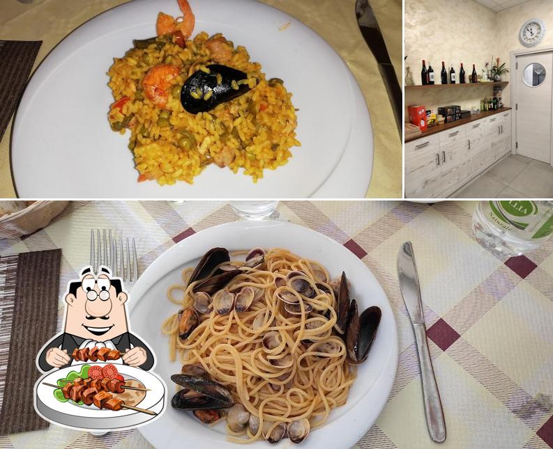 Questa è la foto che presenta la cibo e bevanda di Ristorante Pizzeria Baia Del Corso