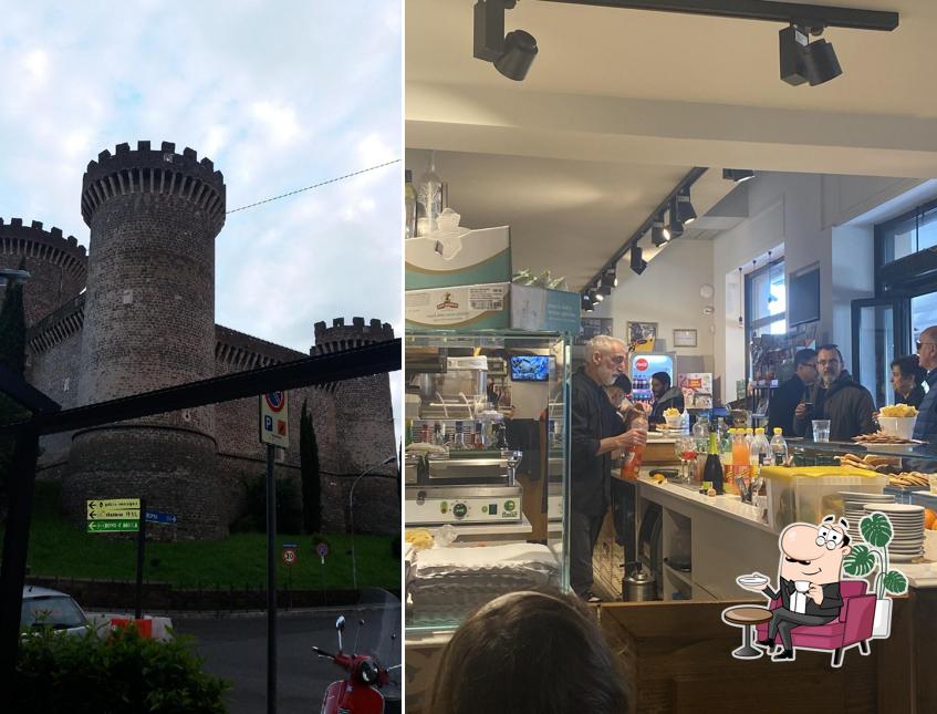 Siediti a un tavolo di Snack Bar Er Piu' di Alfani Generoso