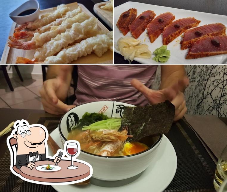 Cibo al 8 1/2 Asian Restaurant & Sushi