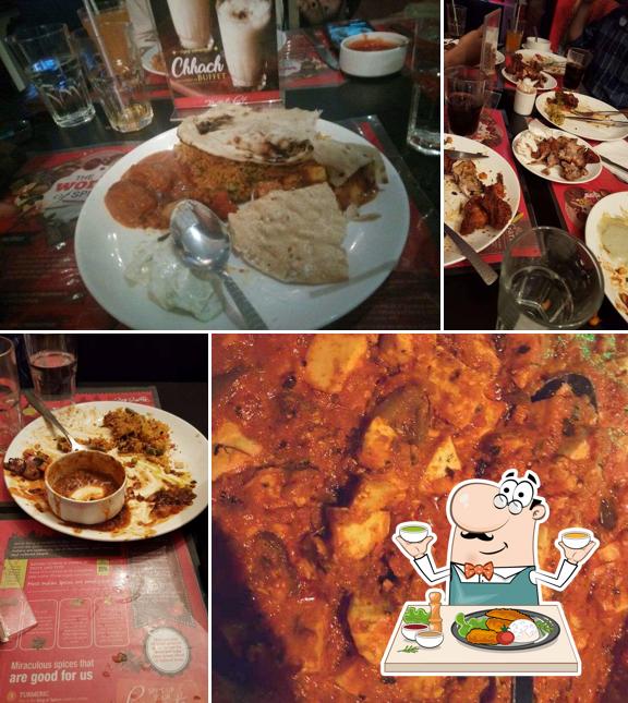 Meals at BUFFET HUT