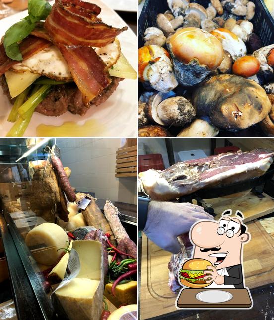 Prenditi un hamburger a Casa Mia Ristorante Pizzeria
