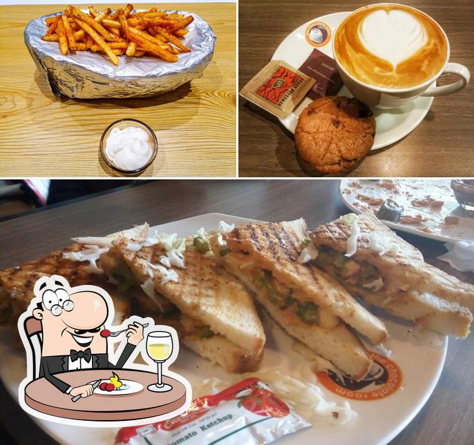 Food at The Chocolate Cave Dhule