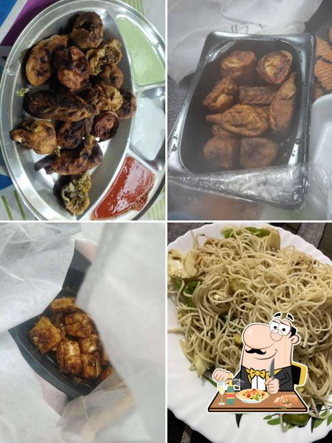 Food at Nainital Momos