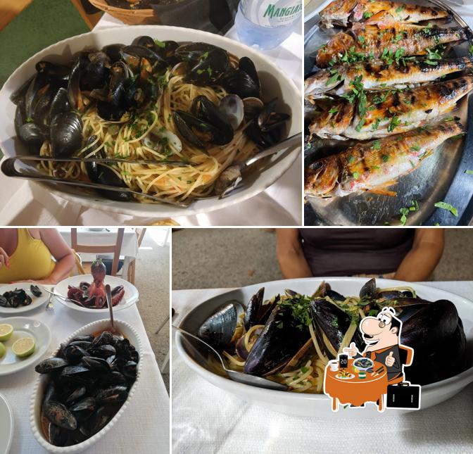 Cozze al Hosteria Red Moon