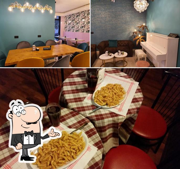 Dai un'occhiata agli interni di Ellen Brunch & Cocktails