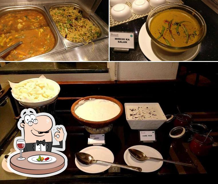 Food at Promenade