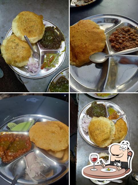 Food at Bhappe Di Hatti