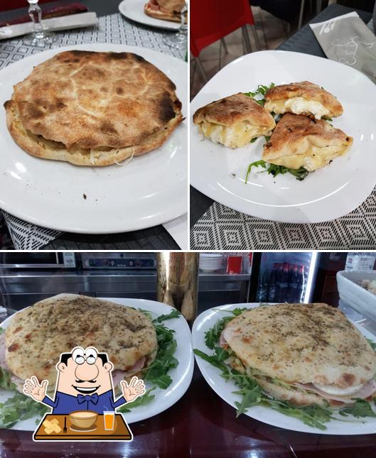 Platti al PIZZERIA LA CARAVELLA