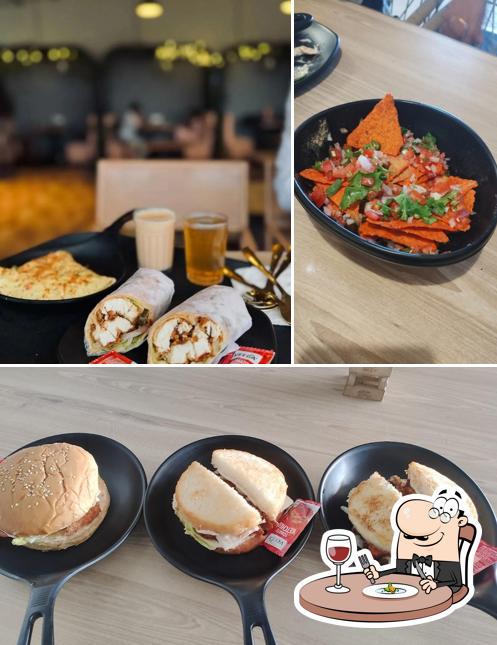 Take a look at the photo depicting food and beverage at itsMangalore cafe