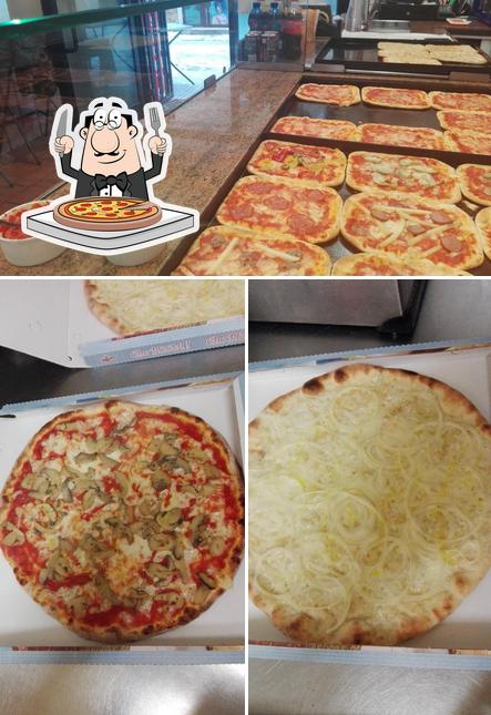Ordina tra le svariate varianti di pizza