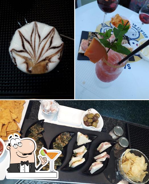 La foto della bevanda e cibo di Bar Tume'