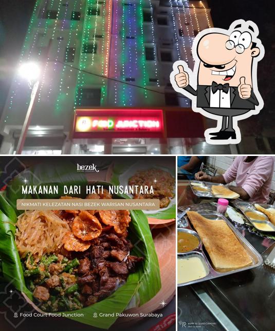 Food junction photo