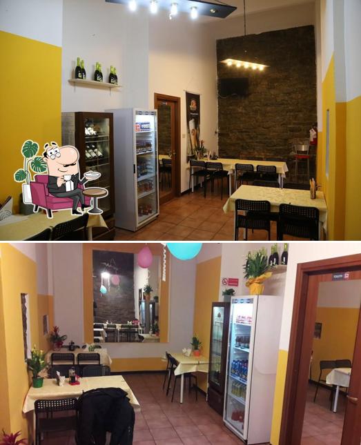Gli interni di Bar Desiree Trieste