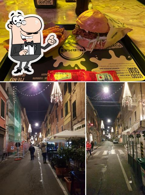 La immagine della esterno e cibo di Norma's Burger Bar