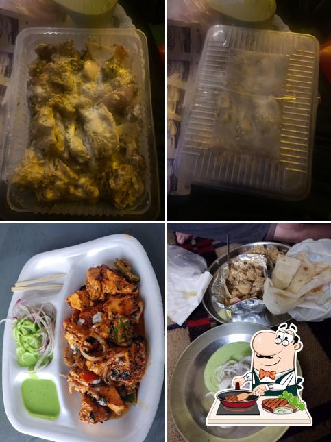 Try out meat dishes at Veerji Malia Chaap Wale