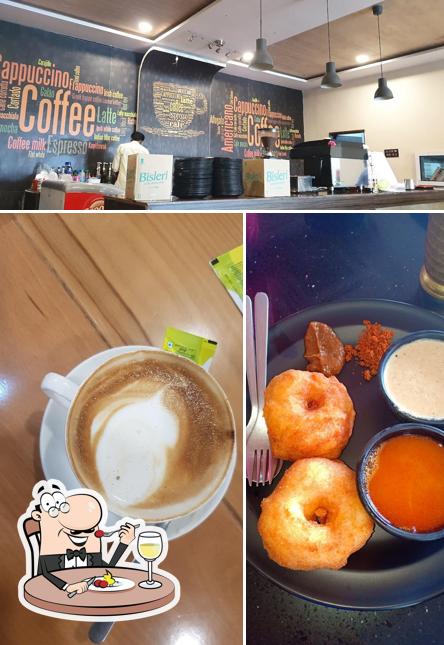 The photo of food and interior at Hangout